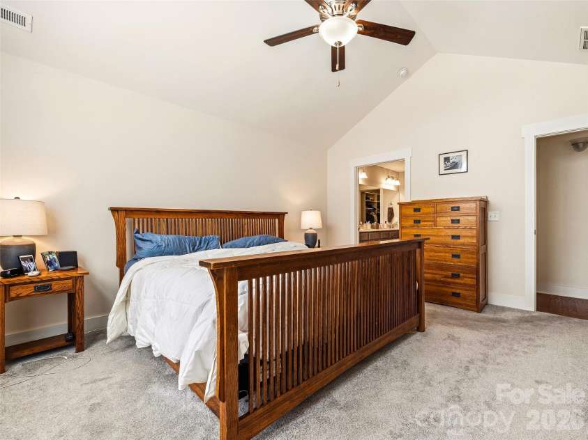 39 Braeburn Way, Flat Rock, NC 28731.  MLS# CAR4390391, YatesRealty ID 31313. Primary Bedroom