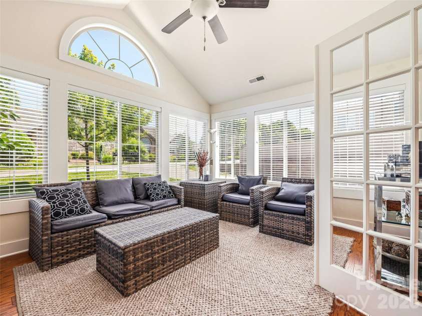 39 Braeburn Way, Flat Rock, NC 28731.  MLS# CAR4390391, YatesRealty ID 31313. Sun Room