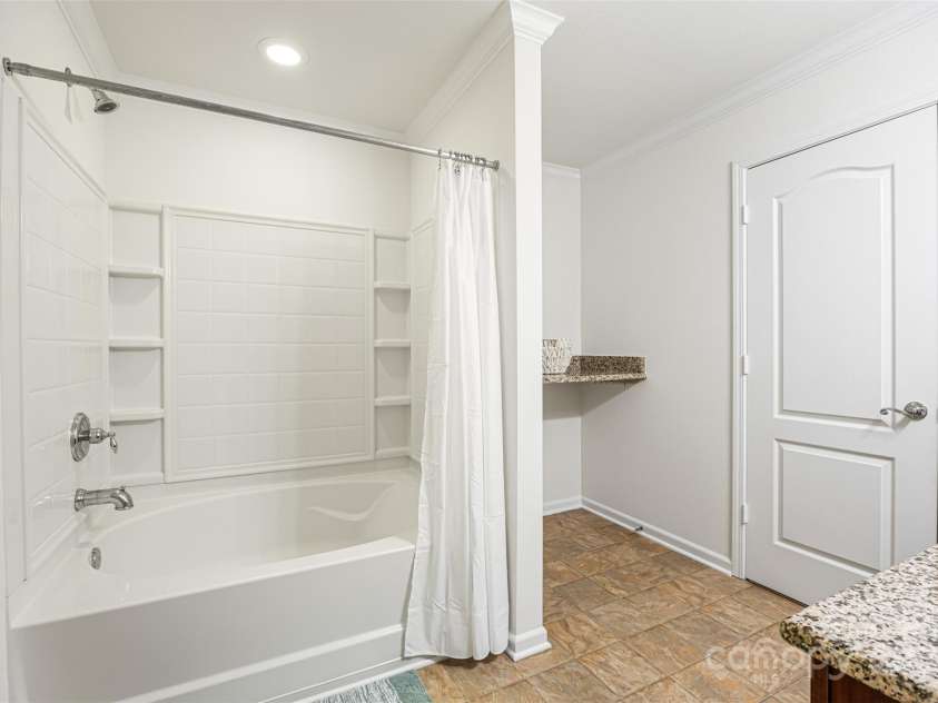 6093 Laurent Avenue, Fort Mill, SC 29715.  MLS# CAR4280903, YatesRealty ID 31313. 