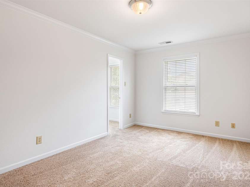 6093 Laurent Avenue, Fort Mill, SC 29715.  MLS# CAR4280903, YatesRealty ID 31313. 