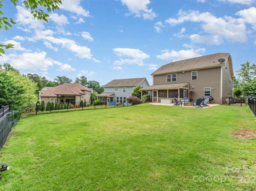 755 Lagan Court, Fort Mill, SC 29715.  MLS# CAR4263619, YatesRealty ID 31314. 