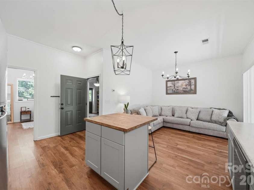 1857 Creekside Place, Lenoir, NC 28645.  MLS# CAR4394415, YatesRealty ID 31315. 