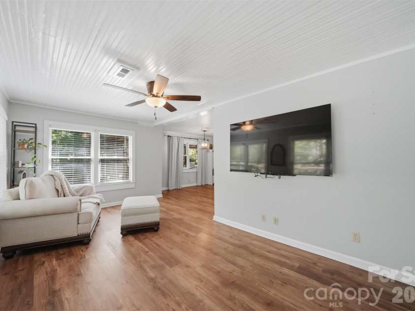 1857 Creekside Place, Lenoir, NC 28645.  MLS# CAR4394415, YatesRealty ID 31315. 