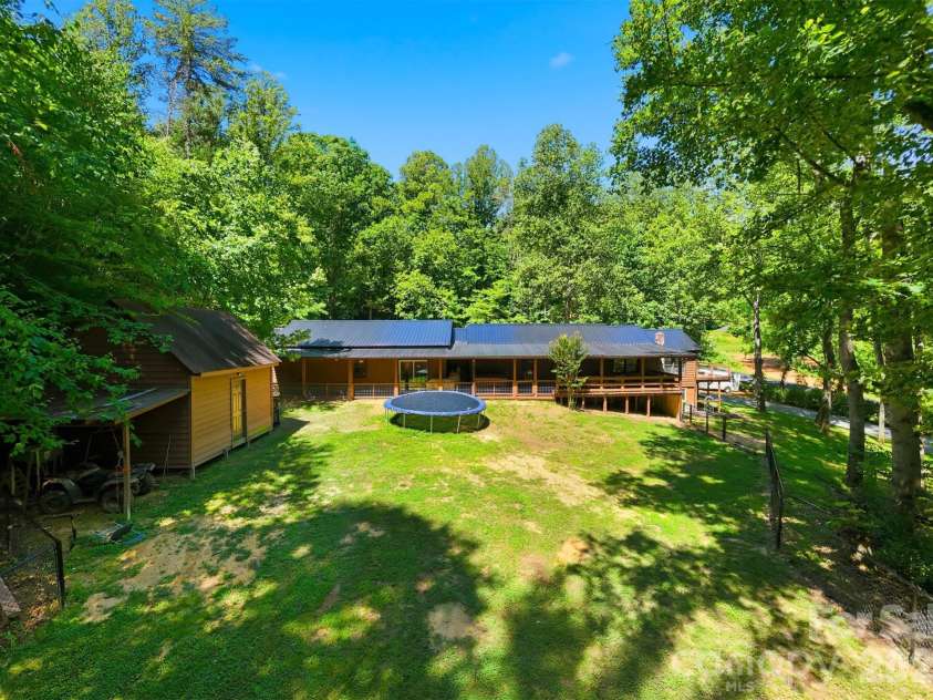 1857 Creekside Place, Lenoir, NC 28645.  MLS# CAR4394415, YatesRealty ID 31315. 