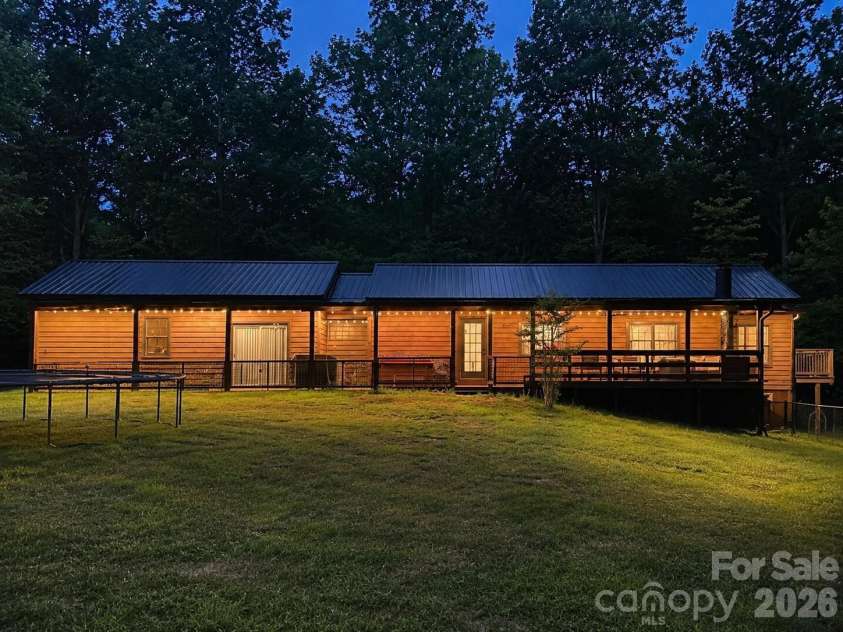 1857 Creekside Place, Lenoir, NC 28645.  MLS# CAR4394415, YatesRealty ID 31315. 