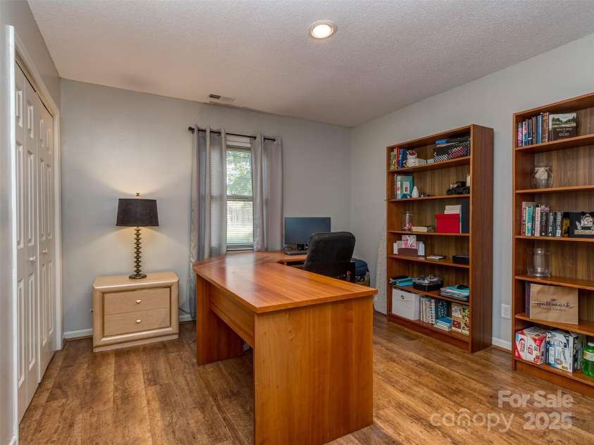 2328 Woodfield Circle, Gastonia, NC 28056.  MLS# CAR4286459, YatesRealty ID 31315. 