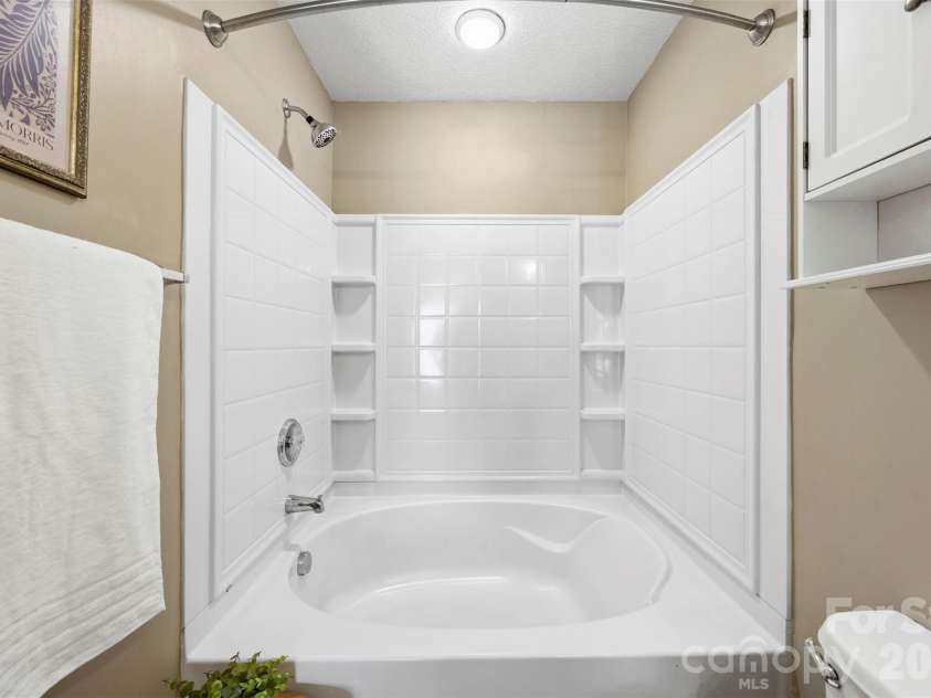 1728 Eagle Ridge Drive, Rock Hill, SC 29732.  MLS# CAR4395113, YatesRealty ID 31316. 