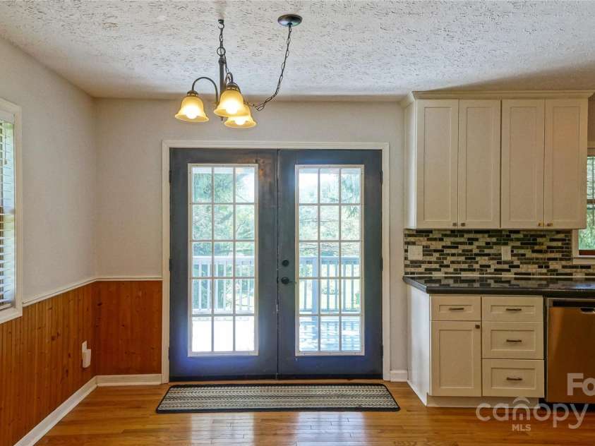 244 Clay Hodges Road, Boone, NC 28607.  MLS# CAR4276571, YatesRealty ID 31316. 