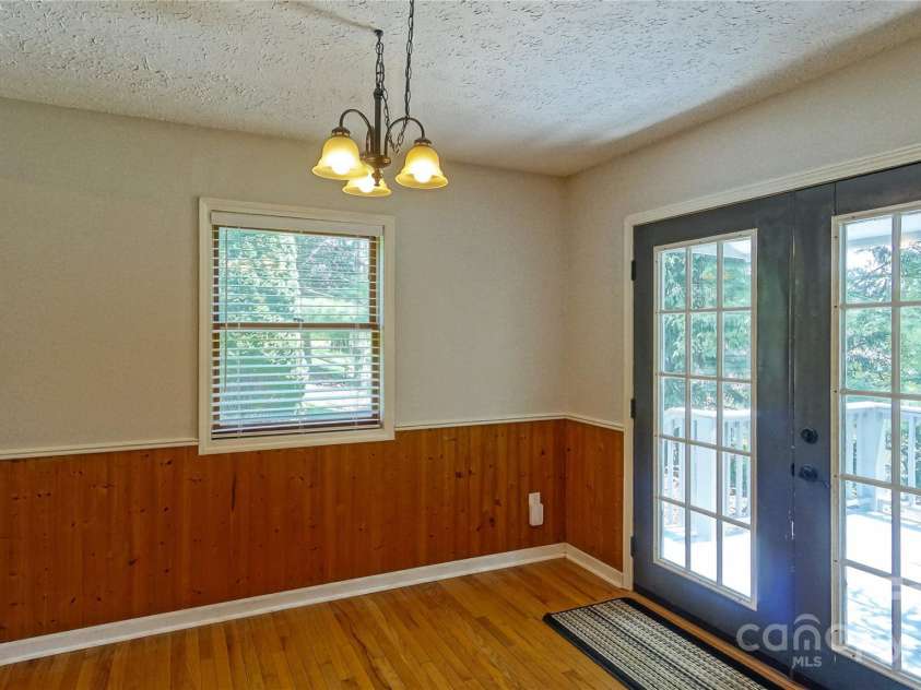 244 Clay Hodges Road, Boone, NC 28607.  MLS# CAR4276571, YatesRealty ID 31316. 