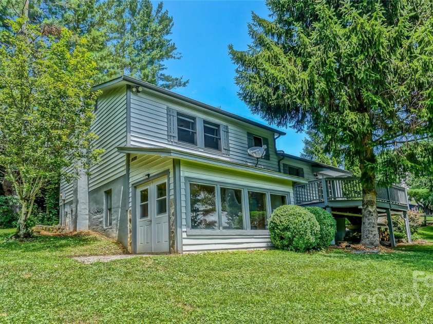 244 Clay Hodges Road, Boone, NC 28607.  MLS# CAR4276571, YatesRealty ID 31316. 