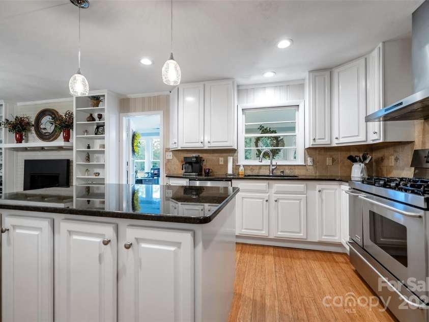 820 Green Pond Road, Clover, SC 29710.  MLS# CAR4284471, YatesRealty ID 31317. 