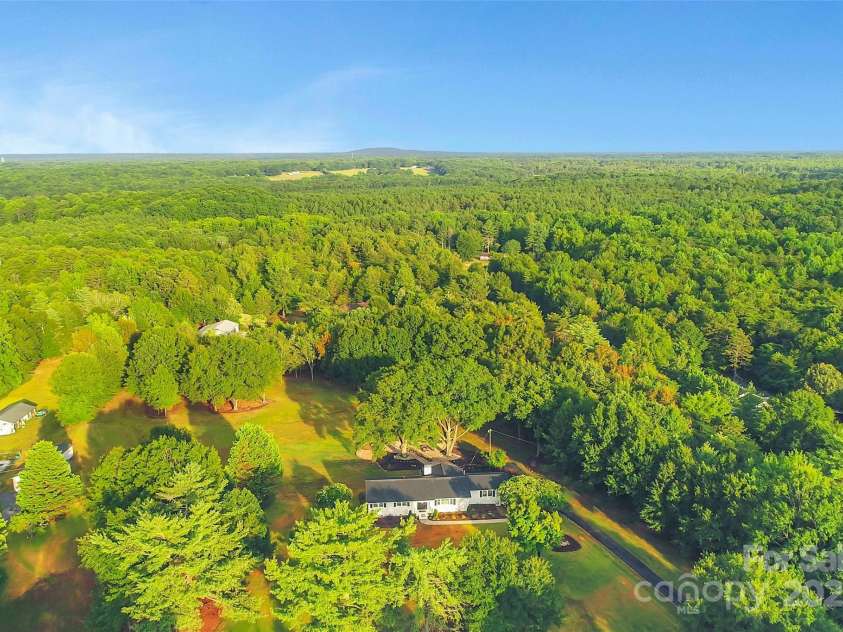 820 Green Pond Road, Clover, SC 29710.  MLS# CAR4284471, YatesRealty ID 31317. 
