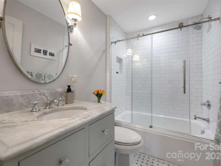 820 Green Pond Road, Clover, SC 29710.  MLS# CAR4284471, YatesRealty ID 31317. 