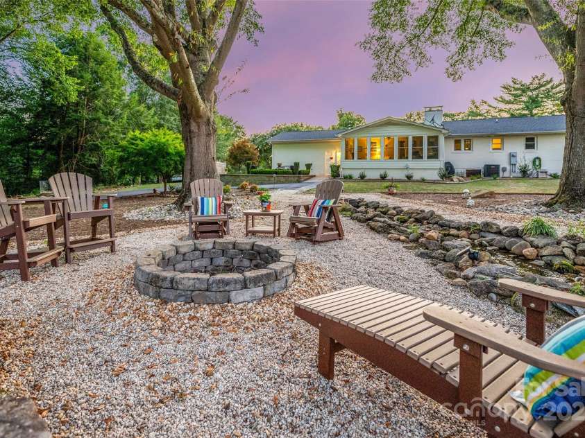 820 Green Pond Road, Clover, SC 29710.  MLS# CAR4284471, YatesRealty ID 31317. 