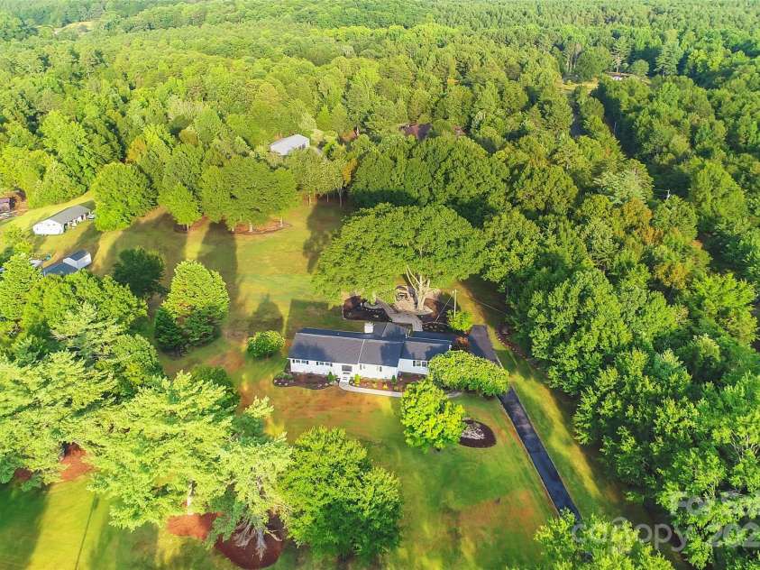 820 Green Pond Road, Clover, SC 29710.  MLS# CAR4284471, YatesRealty ID 31317. 