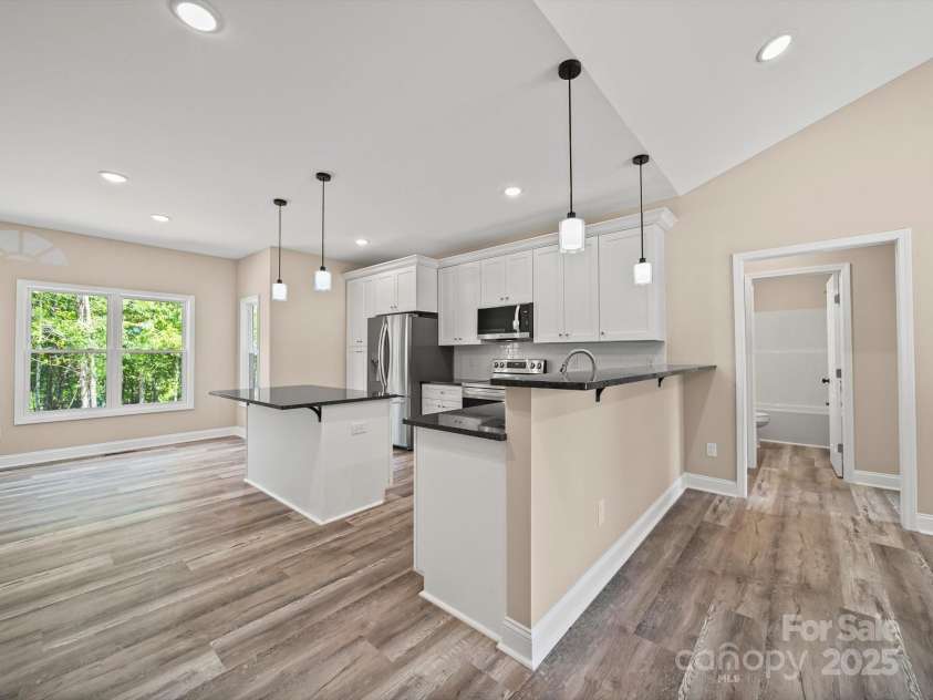 205 Hill Avenue, Albemarle, NC 28001.  MLS# CAR4278503, YatesRealty ID 31318. Kitchen