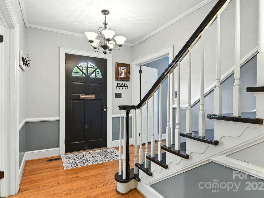 1412 Mimosa Lane, Lenoir, NC 28645.  MLS# CAR4281872, YatesRealty ID 31319. 