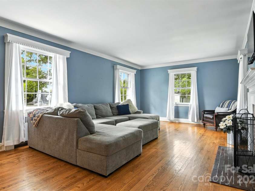 1412 Mimosa Lane, Lenoir, NC 28645.  MLS# CAR4281872, YatesRealty ID 31319. 