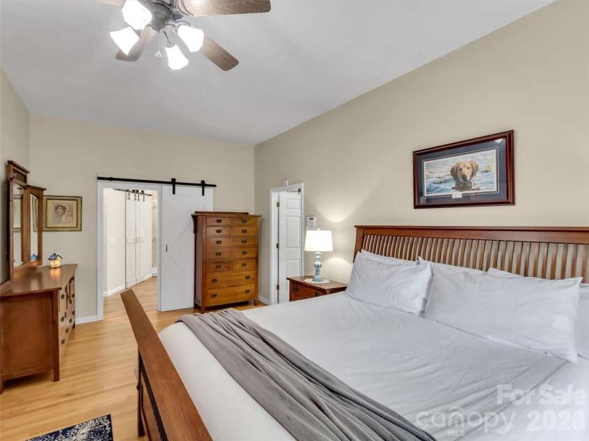 28 Mountain Breeze Drive, Maggie Valley, NC 28751.  MLS# CAR4271261, YatesRealty ID 3132. 