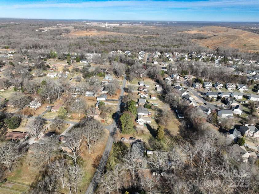 624 Patricia Avenue, Harrisburg, NC 28075.  MLS# CAR4228502, YatesRealty ID 3132. 