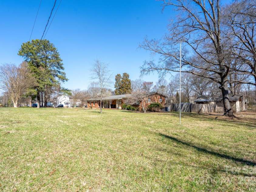 624 Patricia Avenue, Harrisburg, NC 28075.  MLS# CAR4228502, YatesRealty ID 3132. 