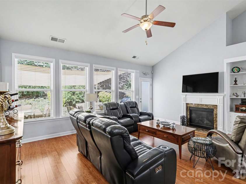 17119 Caldwell Track Drive, Huntersville, NC 28078.  MLS# CAR4394007, YatesRealty ID 31320. 