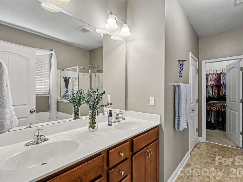 17119 Caldwell Track Drive, Huntersville, NC 28078.  MLS# CAR4394007, YatesRealty ID 31320. 
