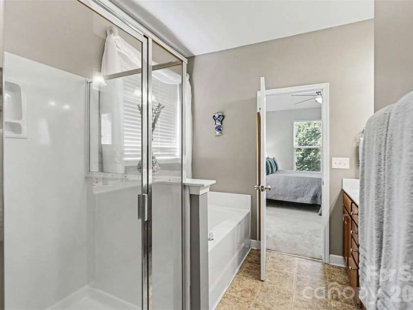 17119 Caldwell Track Drive, Huntersville, NC 28078.  MLS# CAR4394007, YatesRealty ID 31320. 