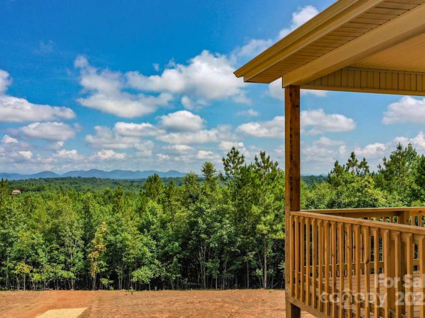 160 Northridge Drive, Rutherfordton, NC 28139.  MLS# CAR4270061, YatesRealty ID 31323. 