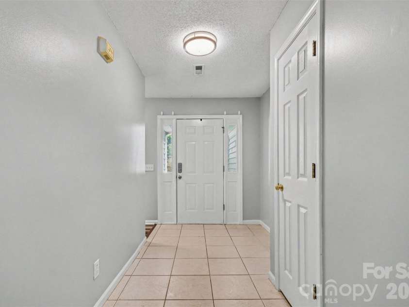 526 Carlisle Drive, Indian Trail, NC 28079.  MLS# CAR4374572, YatesRealty ID 31323. 
