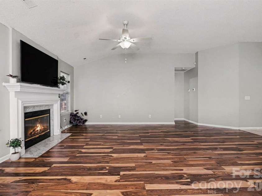 526 Carlisle Drive, Indian Trail, NC 28079.  MLS# CAR4374572, YatesRealty ID 31323. 