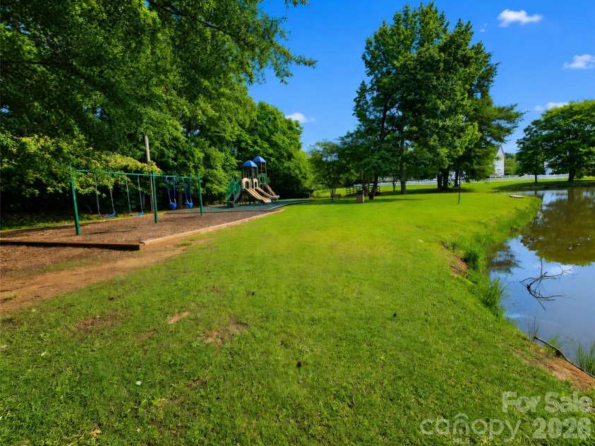526 Carlisle Drive, Indian Trail, NC 28079.  MLS# CAR4374572, YatesRealty ID 31323. 