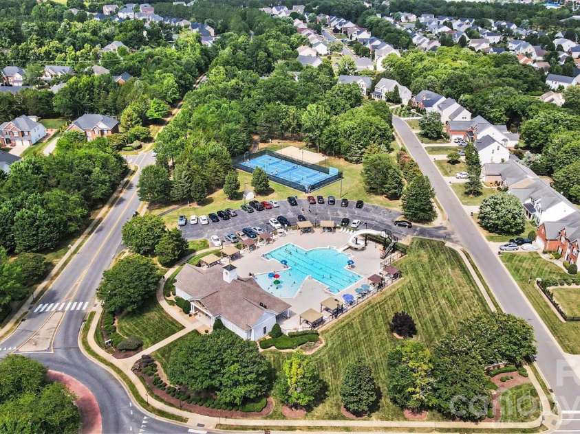 526 Carlisle Drive, Indian Trail, NC 28079.  MLS# CAR4374572, YatesRealty ID 31323. 