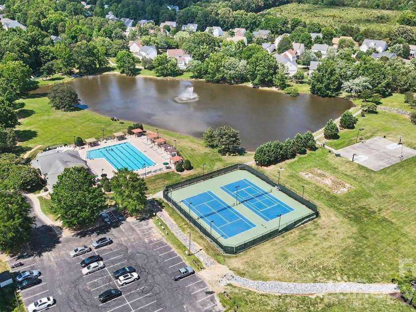 526 Carlisle Drive, Indian Trail, NC 28079.  MLS# CAR4374572, YatesRealty ID 31323. 