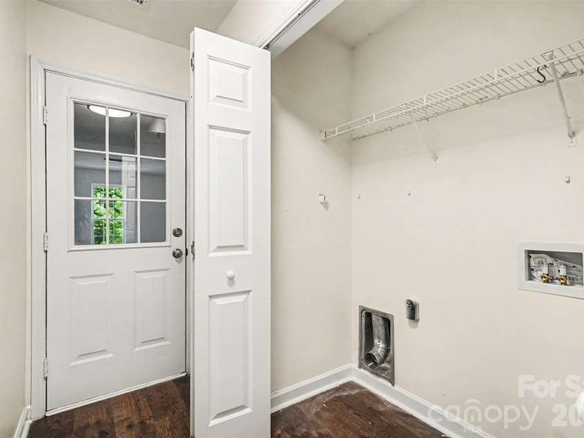 6826 Teal Drive, Denver, NC 28037.  MLS# CAR4395169, YatesRealty ID 31324. 