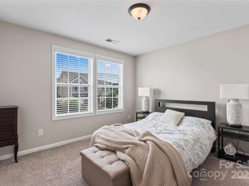 15513 Foreleigh Road, Huntersville, NC 28078.  MLS# CAR4288297, YatesRealty ID 31326. 
