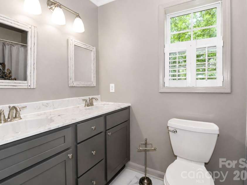 7371 Summit Drive, Denver, NC 28037.  MLS# CAR4392872, YatesRealty ID 31326. 