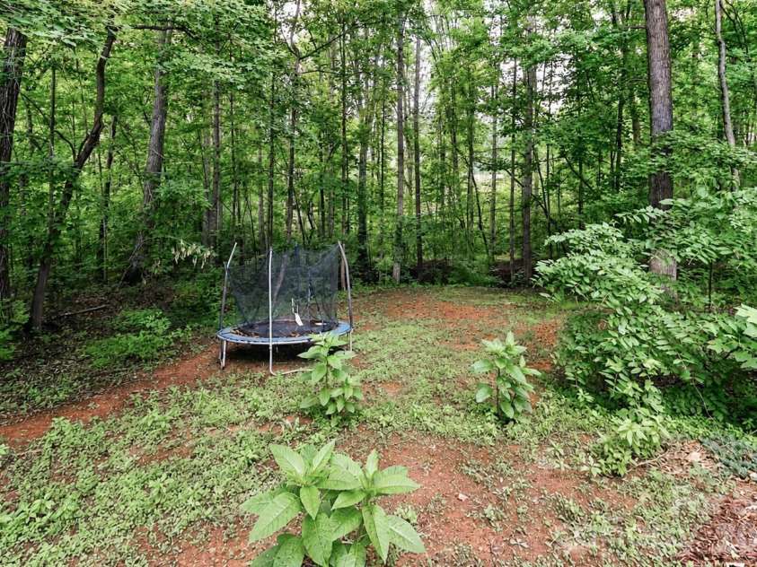 7371 Summit Drive, Denver, NC 28037.  MLS# CAR4392872, YatesRealty ID 31326. 