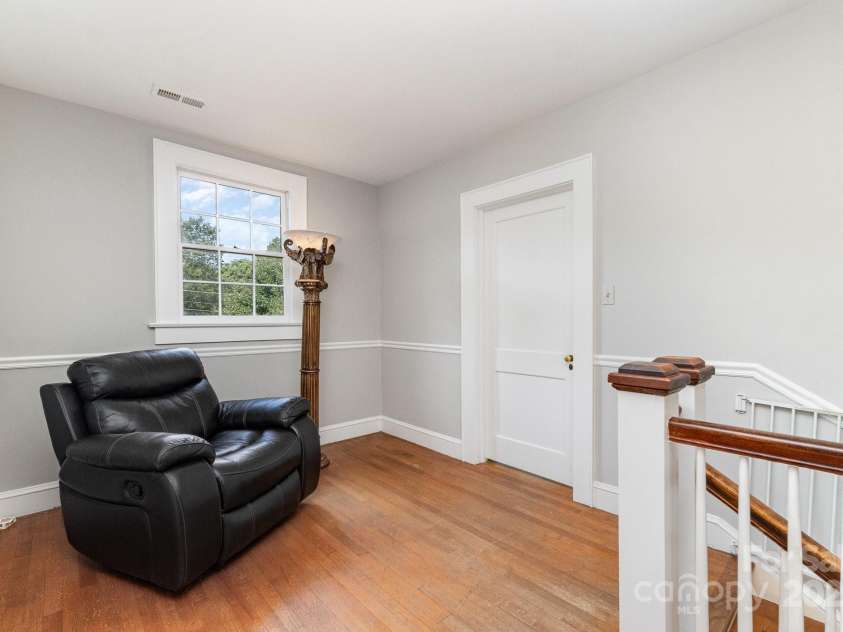 761 Center Street, Statesville, NC 28677.  MLS# CAR4281554, YatesRealty ID 31328. 