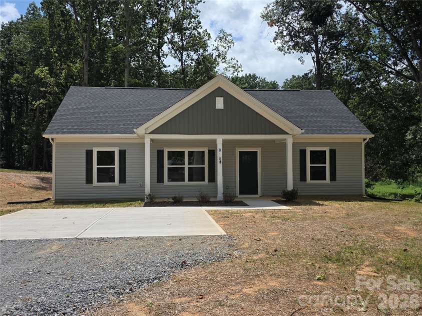818 Bethlehem Road, Kings Mountain, NC 28086.  MLS# CAR4405659, YatesRealty ID 31328. 
