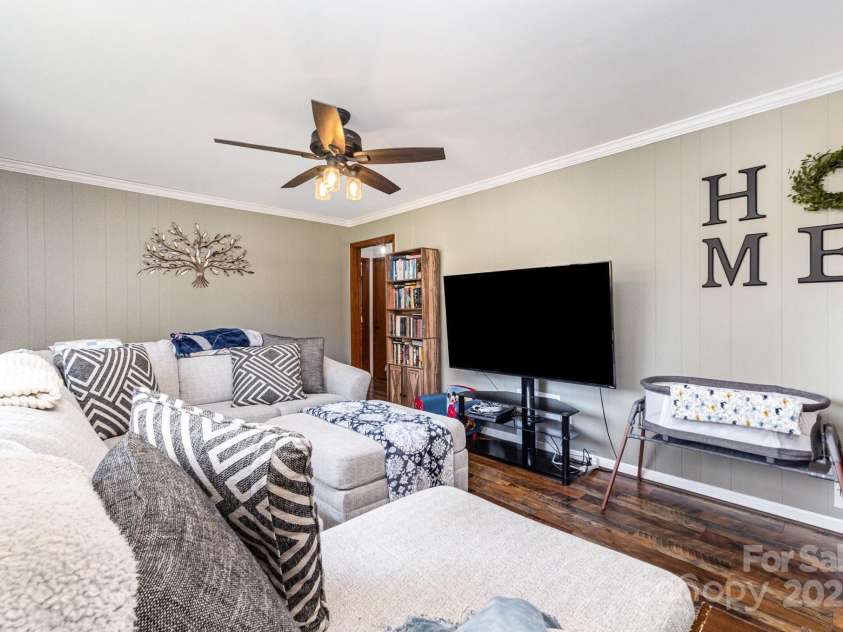 706 Sipes Street, Kings Mountain, NC 28086.  MLS# CAR4284202, YatesRealty ID 31329. 