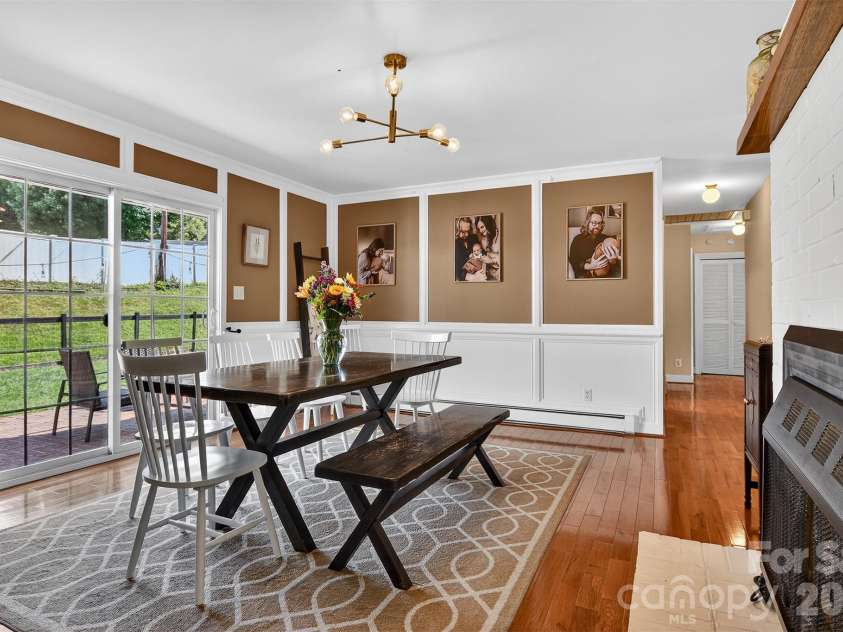 601 Pennell Street, Lenoir, NC 28645.  MLS# CAR4274265, YatesRealty ID 3133. 