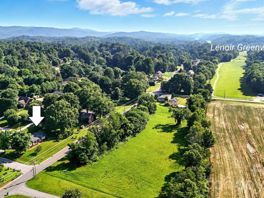 601 Pennell Street, Lenoir, NC 28645.  MLS# CAR4274265, YatesRealty ID 3133. 