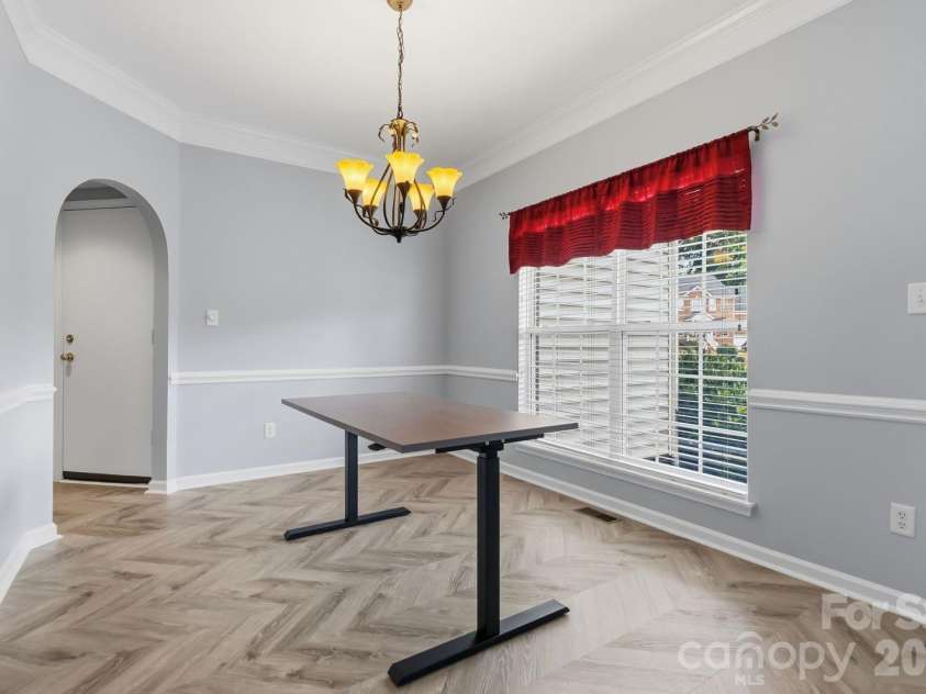 10606 Augustine Hill Lane, Charlotte, NC 28227.  MLS# CAR4394467, YatesRealty ID 31330. 