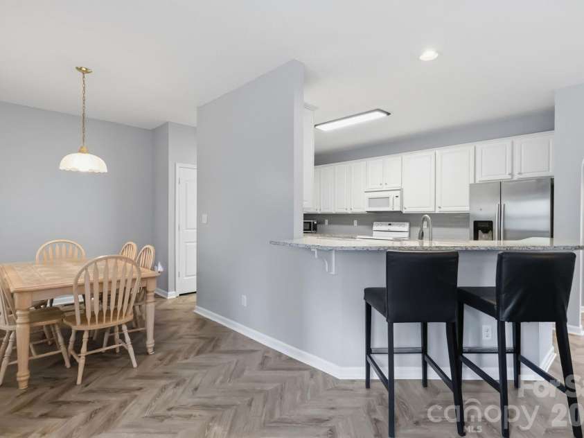 10606 Augustine Hill Lane, Charlotte, NC 28227.  MLS# CAR4394467, YatesRealty ID 31330. 