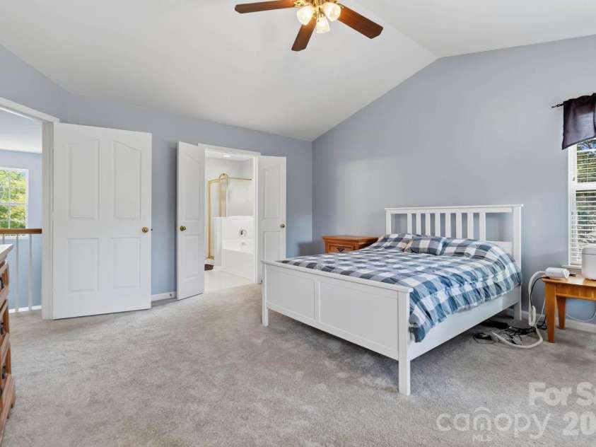 10606 Augustine Hill Lane, Charlotte, NC 28227.  MLS# CAR4394467, YatesRealty ID 31330. 