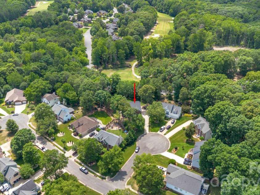 10606 Augustine Hill Lane, Charlotte, NC 28227.  MLS# CAR4394467, YatesRealty ID 31330. 