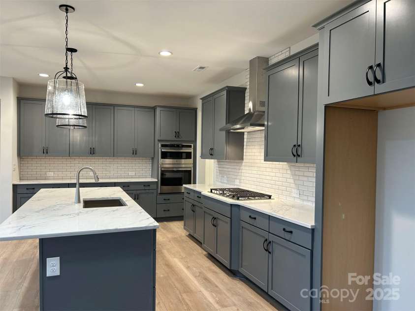 1714 Tabby Drive, Indian Trail, NC 28079.  MLS# CAR4243278, YatesRealty ID 31330. Kitchen