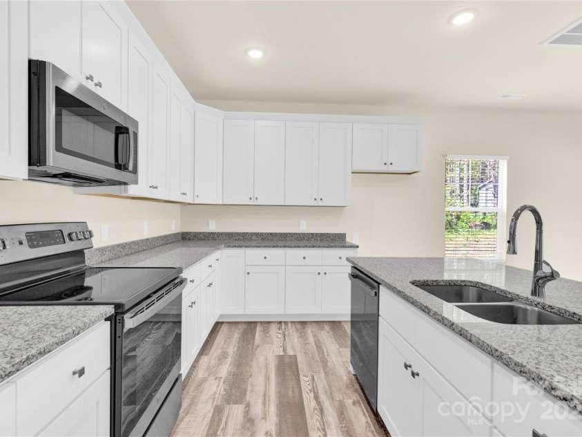 165 Hidden Hollow Drive, Mt Ulla, NC 28125.  MLS# CAR4260661, YatesRealty ID 31331. 