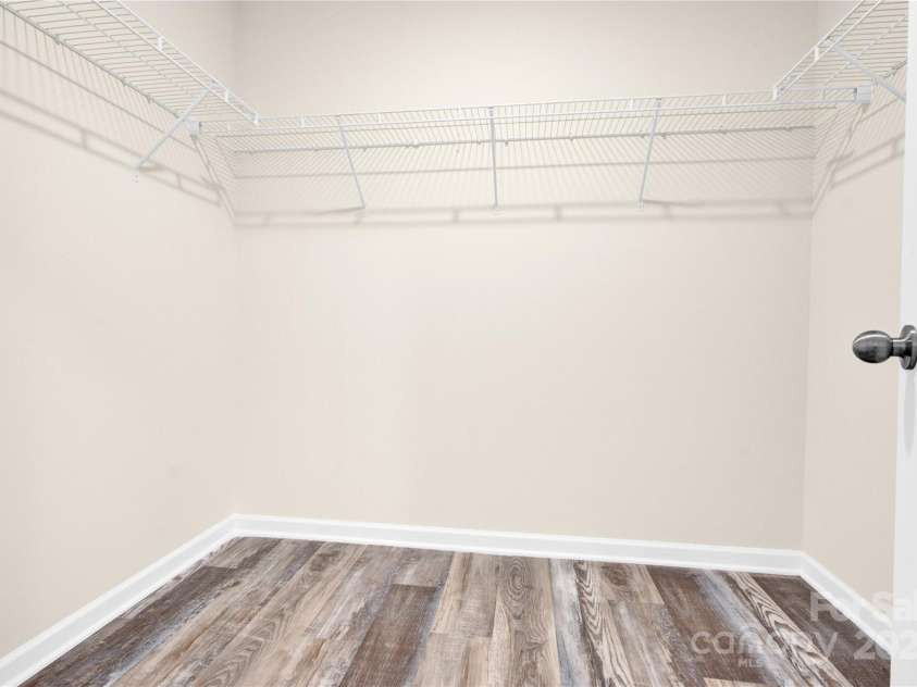 165 Hidden Hollow Drive, Mt Ulla, NC 28125.  MLS# CAR4260661, YatesRealty ID 31331. 